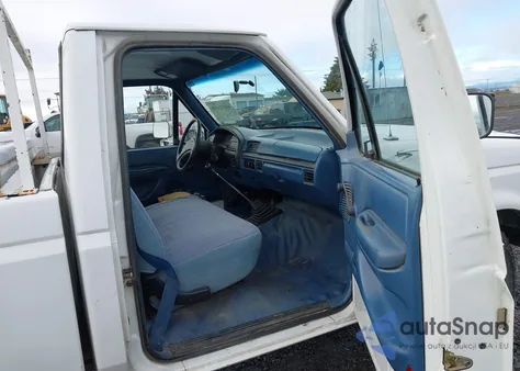 1995 Ford F250 from USA, damaged, VIN 1FTHF26H6SLA27540